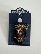 halloween horror nights universal Pin Badge