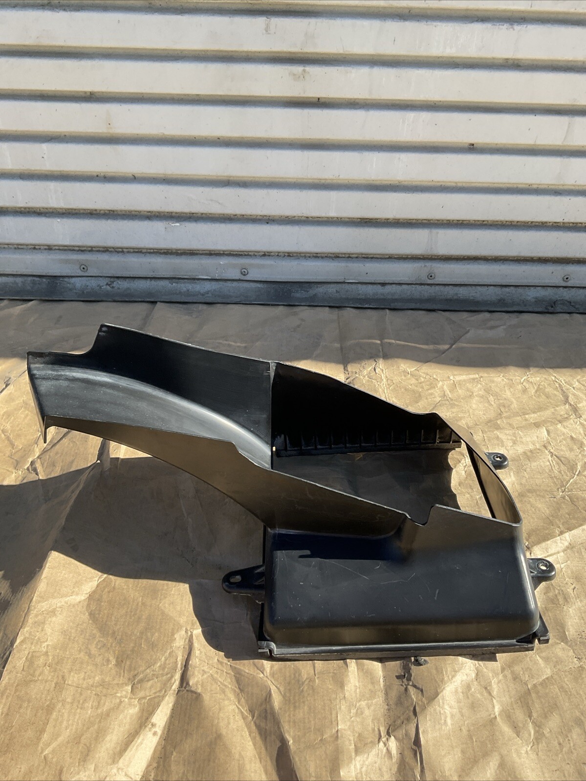 2014-2016 MASERATI QUATTROPORTE RIGHT SIDE INTERCOOLER AIR DUCT OEM