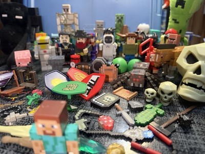 Minecraft Collection, over 75 pieces - mini figures, plushies, cards, blocks +
