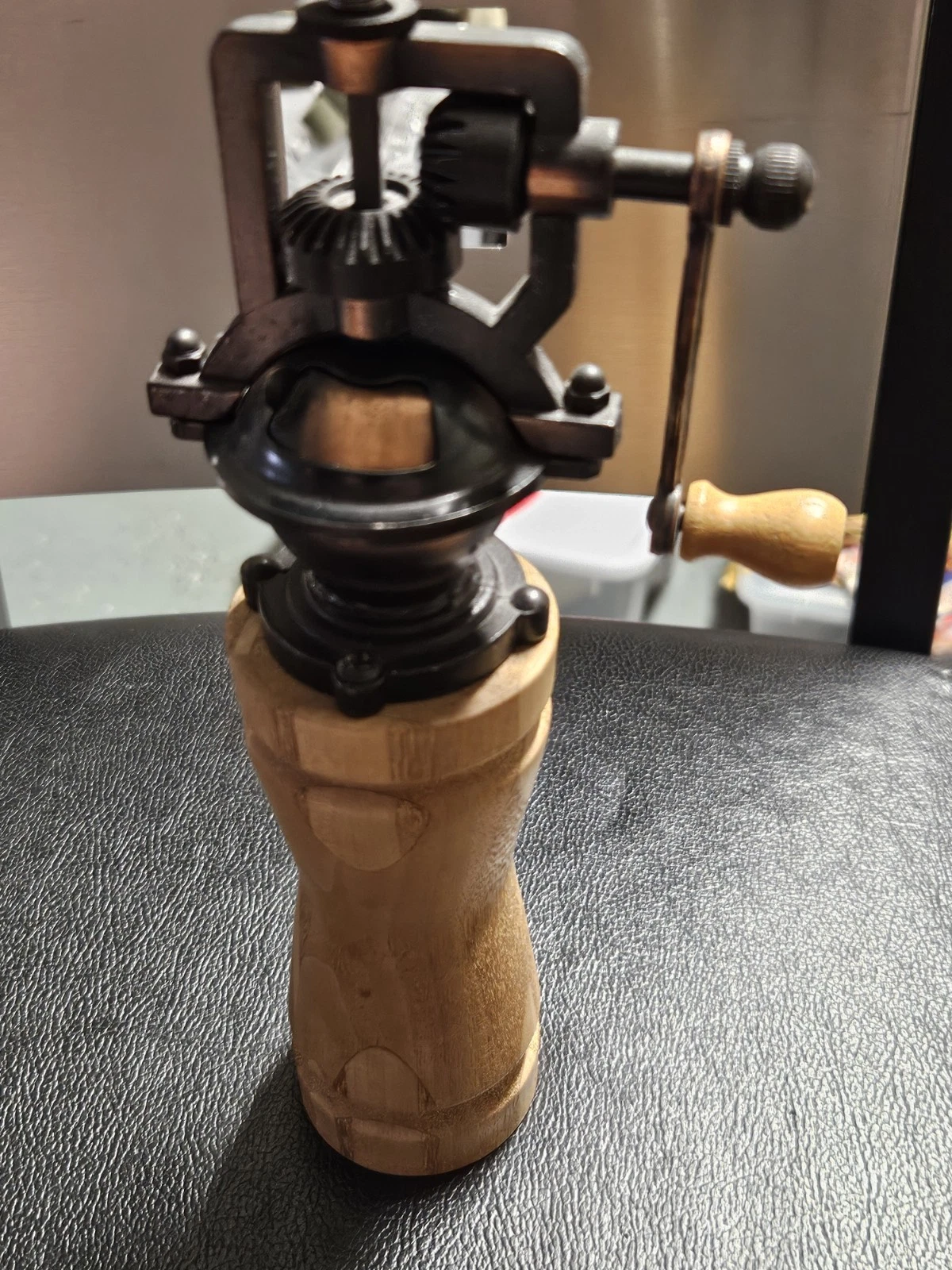 Vintage Hand Crank Style Pepper Mill Spice Grinder Metal & Wood Base