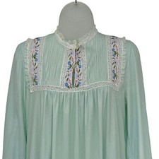 Vintage Christian Dior Blue Lace Embroidered Floral Long Sleeve Nightgown USA