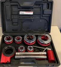 8Pc Pipe Threader Tool W/Ratchet Handle Ratcheting & 5pc NPT Stock Dies Plumbing