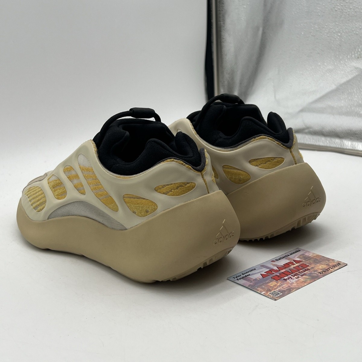 Size 10.5 - adidas Yeezy 700 V3 Safflower Tan Black (G54853