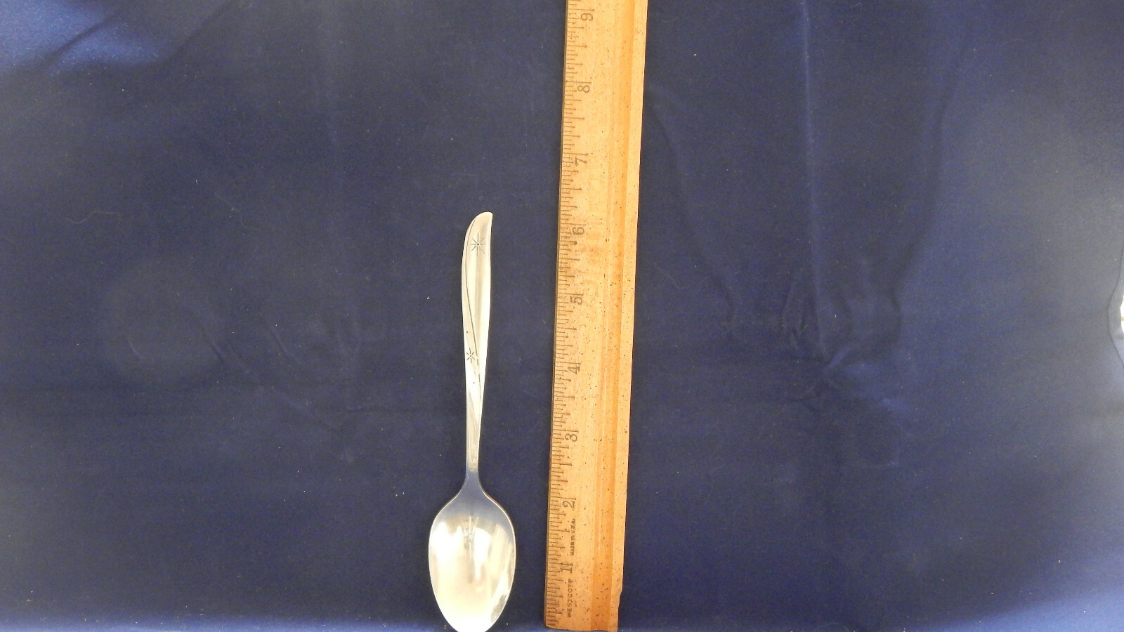 ONEIDA Sainless Flatware  "TWIN STAR"