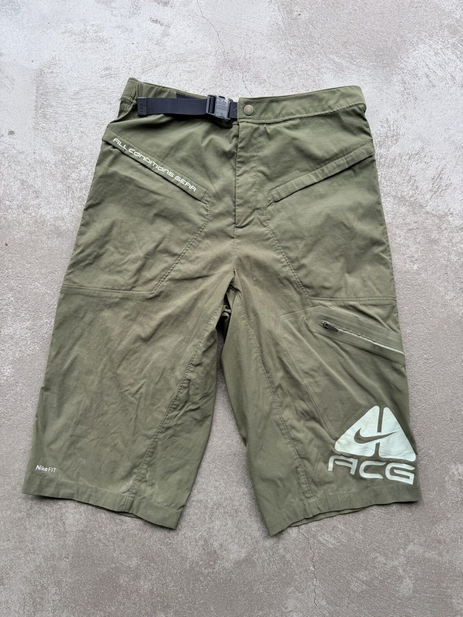 パンツ Nike ACG Three-quarter Length Trousers Nike ACG All Condition Gear 3/4 Length Cropped Cargo Pants
