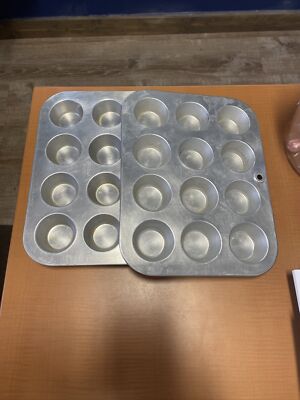 Vintage Mirro Mini Muffin Tins Pan Aluminum, 12 Space Diam