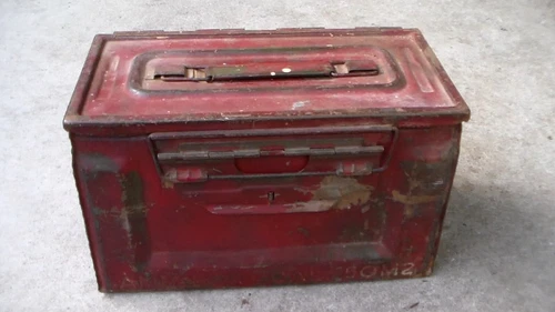 Old US Military WW2 EMPTY Metal Cal .50 M.G. Ammunition Box "MODERN" (USED)