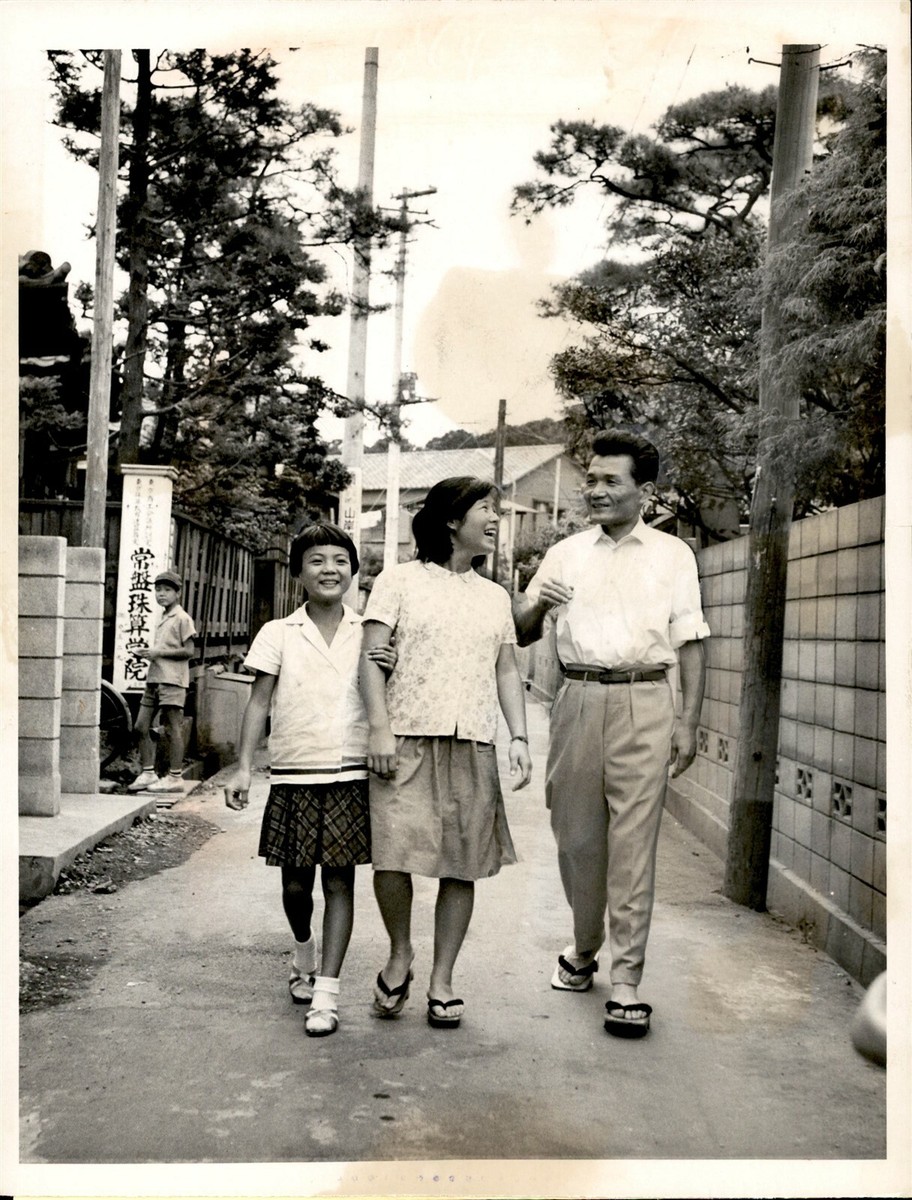LG900 1963 Original Photo BROKEN SILENCE Harumi Ocho Fmr