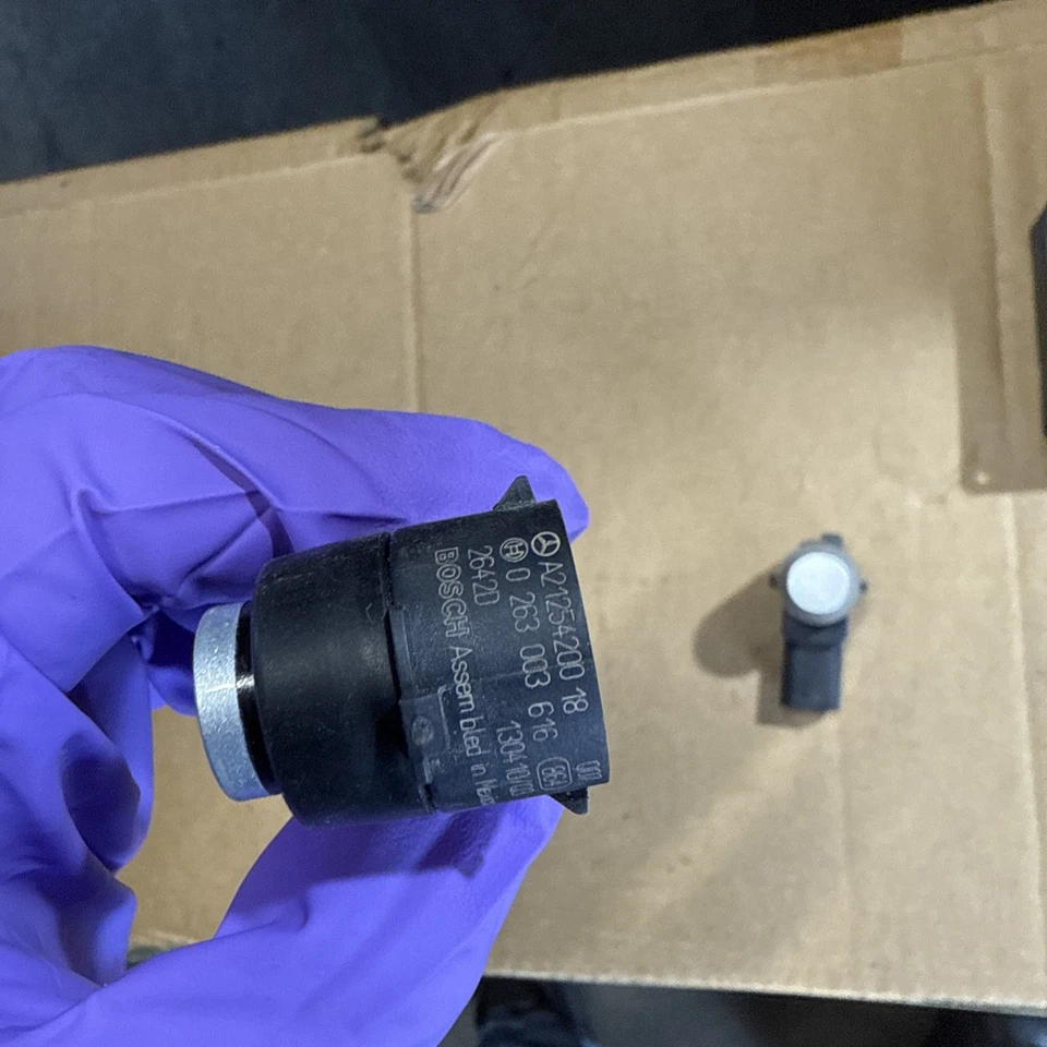 Genuine Mercedes PDC Sensor Parktronic A2125420018 for including W204 W212 W207 Grey Met - Image 2 of 3
