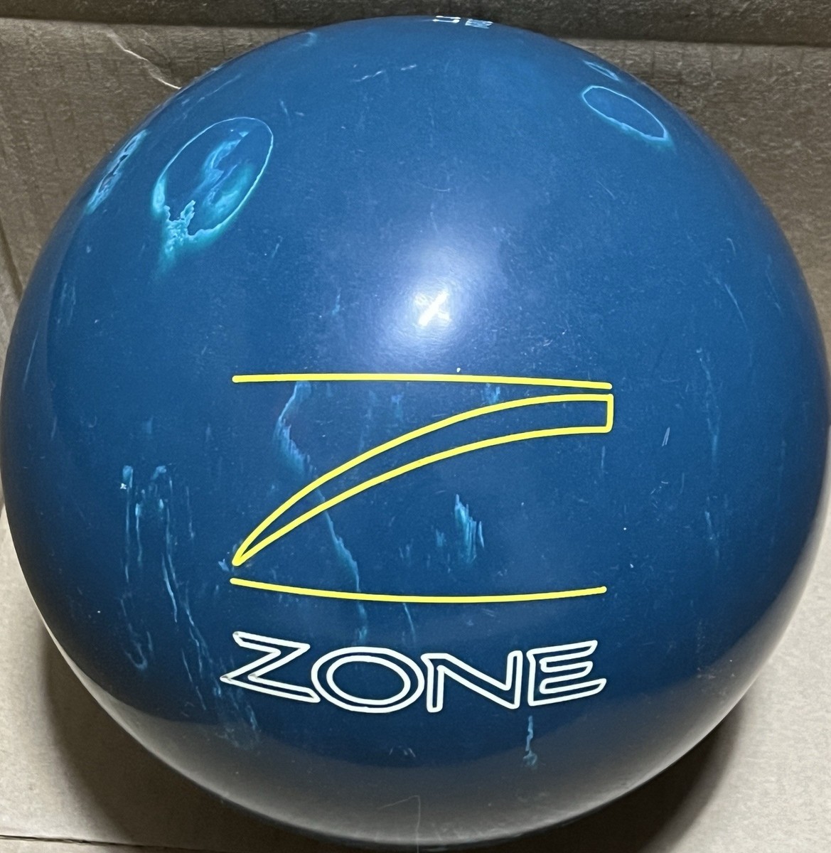 Brunswick Impulse Zone 15 lb Bowling ball New in Box Made in the