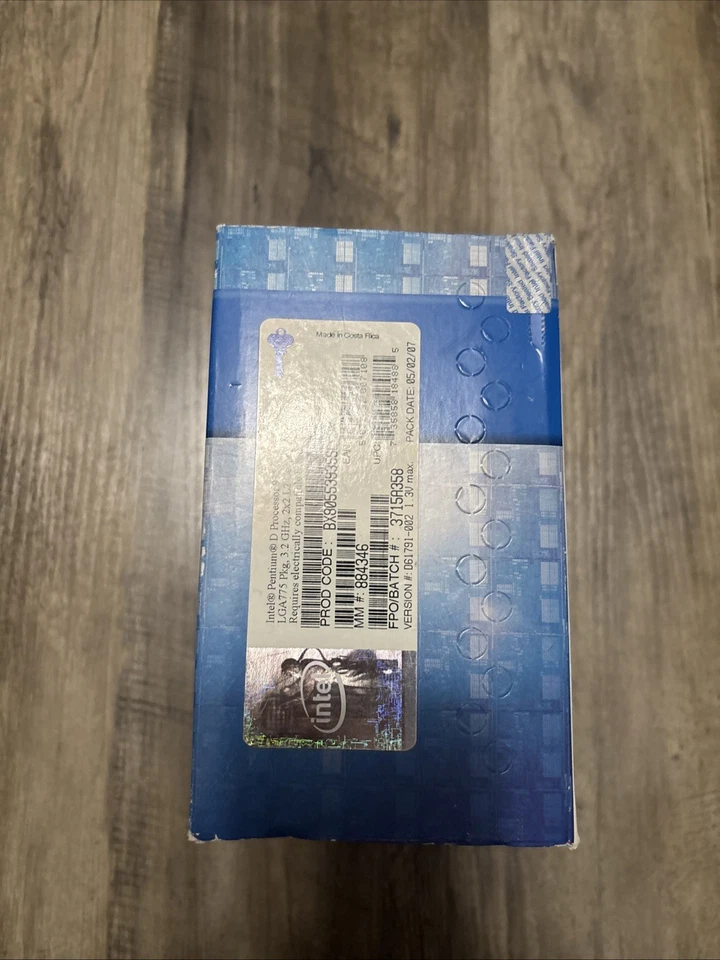 (NEW-Sealed) Intel Pentium D Processor 935+ 3.20Ghz 800MHz FSB 2x2 MB L2 Cache - Image 4 of 4