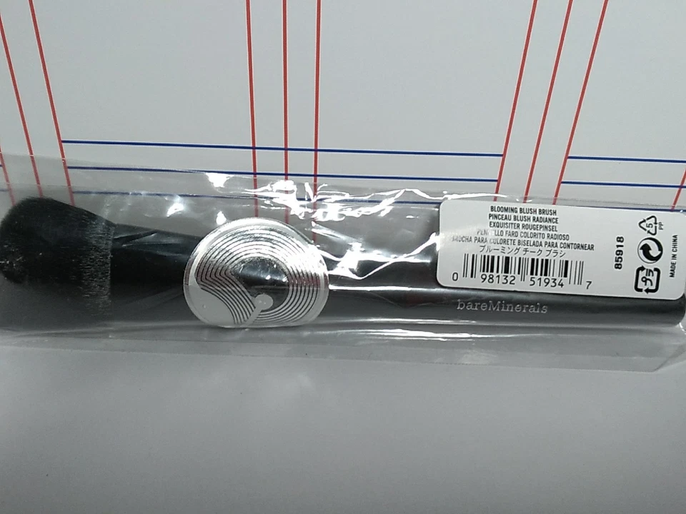 BareMinerals BLOOMING CEPILLO DE RUBOR, NUEVO Y PRECINTADO Foto 4 de 4