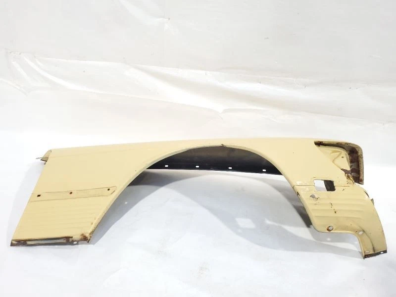 Mercedes-Benz 450SLC 1972 1980 OEM guardabarros delantero derecho algo de óxido Foto 3 de 4