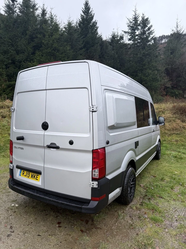 VW CRAFTER offgrid Campervan  - Image 2 of 4