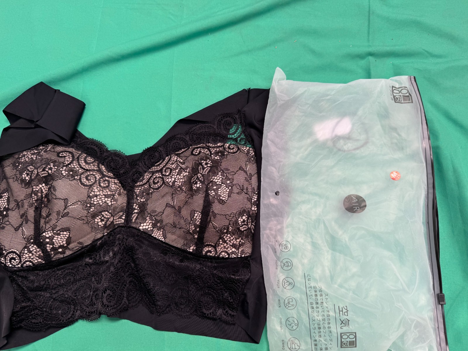 Women’s Black Wireless Lace Bralette – Medium Size, Padded Seamless Soft Bra image 5