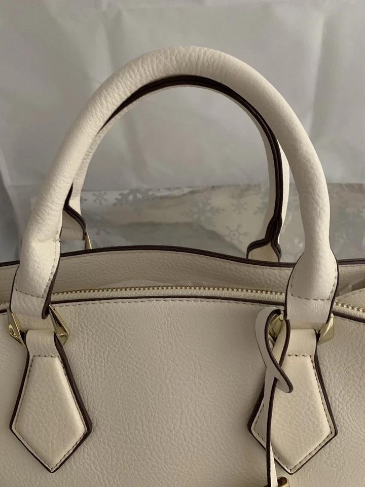 ❤️Charming Charlie Tote Shopper Bag White Double Handle & Crossbody Strap - Image 2 of 4