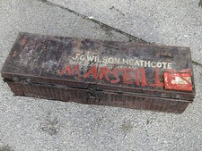 Ancien coffre militaire late