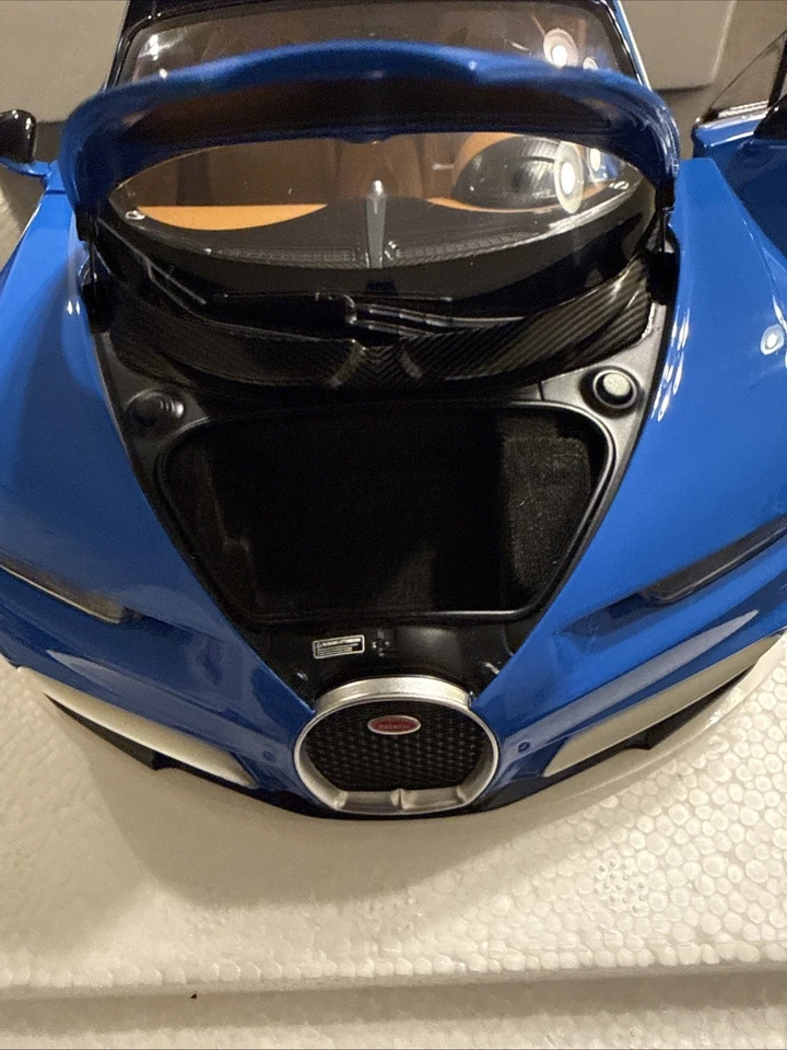 AUTOart 1/18 BUGatti Chriron French Racing Azul Atlántico Diecast Model Car Foto 4 de 4