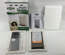 PetSafe Plastic Pet Door White PPA00-10958 Small 1-15 LB Open Box