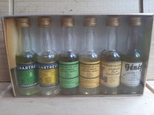 6er Set Mini Miniatur Kartause Kartause gelb grün VEP 9. Jahrhundert