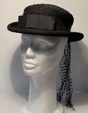 Vintage c1960s Black Henry Pollack Glenover Fawn Tra-Felt Hat w/ Netting