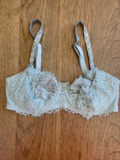 Victoria's Secret Blue Bling 32DD Dream Angels Push Up Without Padding Bra