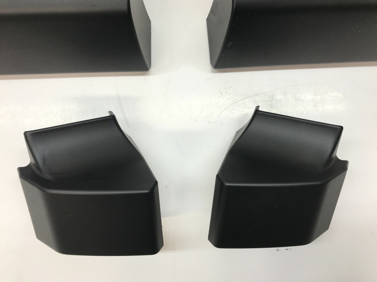 ROLLS ROYCE CULLINAN SIDE SILL FRONT & REAR TRIM PANELS OEM 51777452191