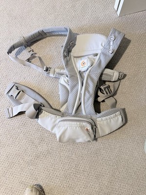 Ergobaby Gray Mesh Baby Carrier Size Adjustable Multi-Carrying Positions