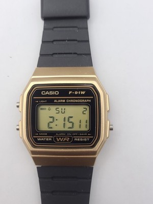 Vintage Casio LCD F-91W Watch Band Gold Plastic Case 593 Working