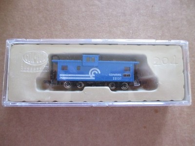 CON-COR N SCALE #0001-0126F EXT VISION CABOOSE CONRAIL NOS