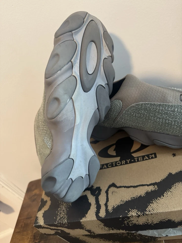 Oakley Factory Team Men's Gray Slip-On Shoes - Image 3 of 4