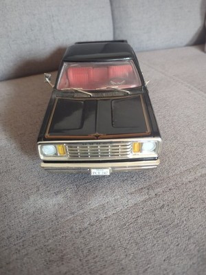1/18 Dodge Pick Up Truck  -  Ertl