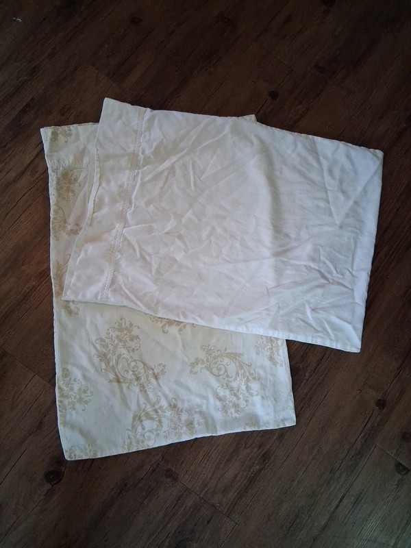 Misc Pillow Cases Lot Of 2 Standard Cotton And Cotton Blend