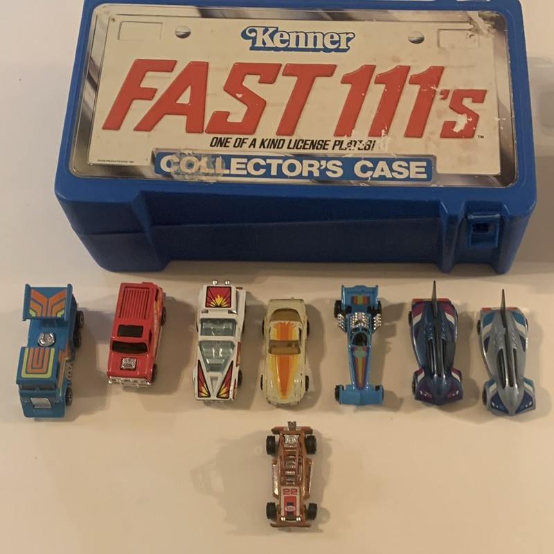 Kenner Fast 111's Collector's Case Carry Case 1:64. 8 Loose Fast 111’s cars