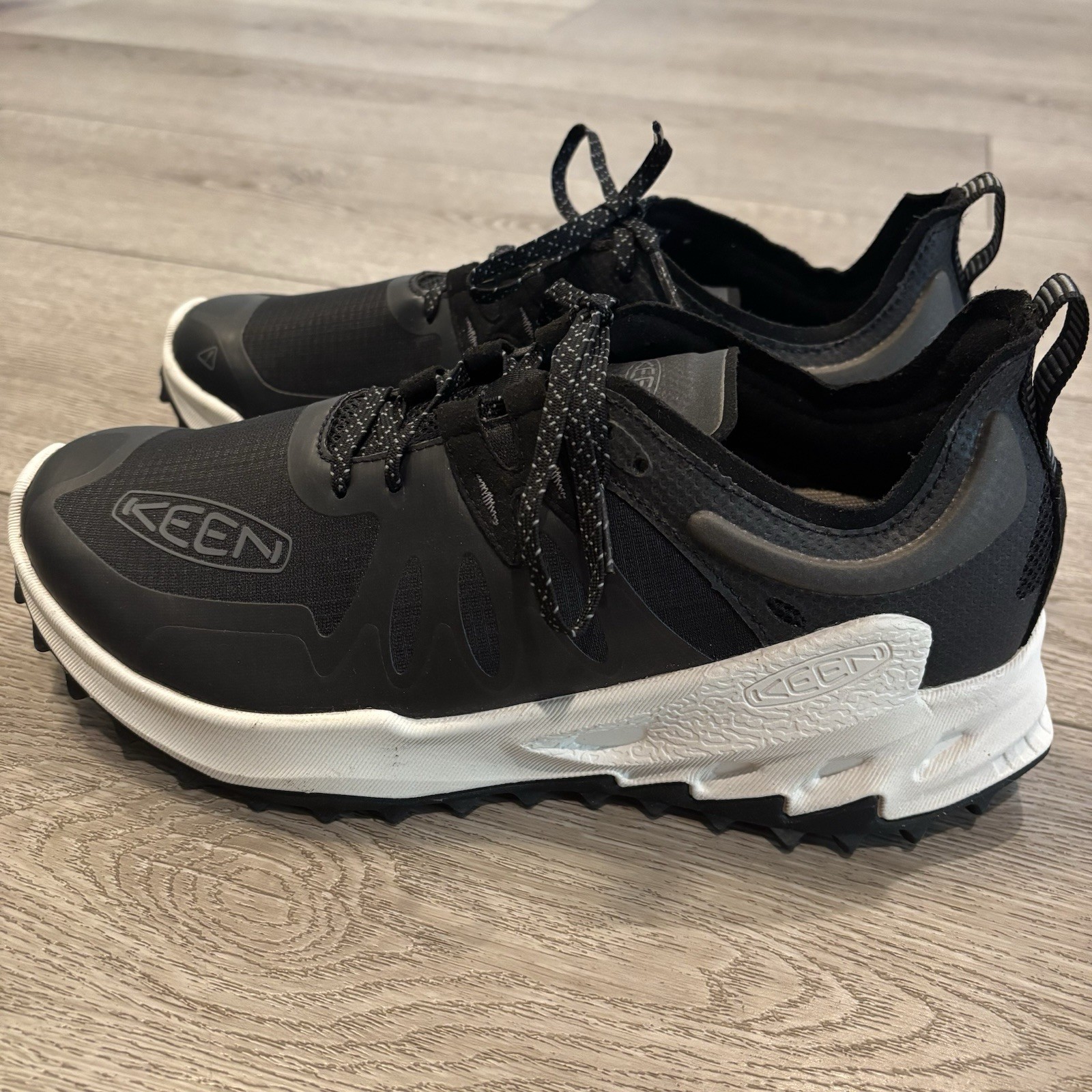 Scarpa KEEN Zionic Speed Hiking Uomo Taglia 9 Outdoor Gorpcore Nuova