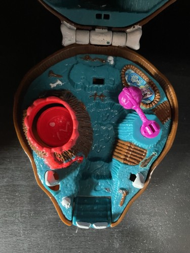 TMNT 1994 Teenage Mutant Ninja Turtles Polly Pocket Playset Bebop Cave - Picture 4 of 6