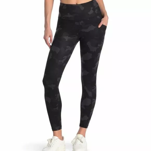 90 degrees top camo leggings