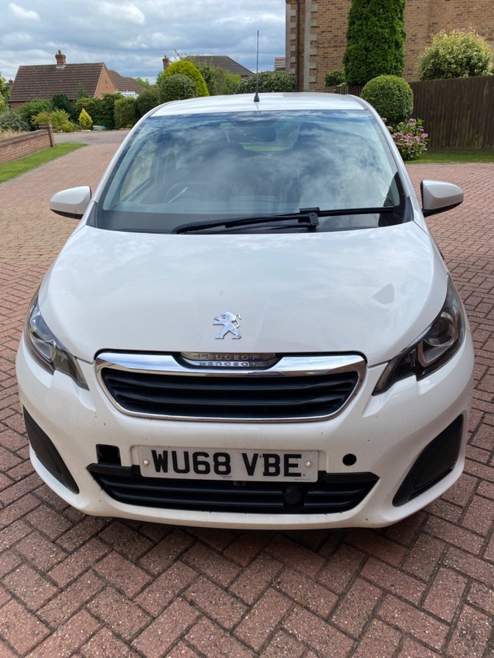 Peugeot 108 Active 2018(68) motorhome tow car with towmaster 2 electric