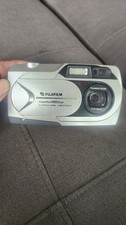 Fujifilm FinePic 1400z Camera