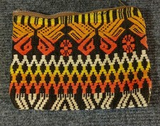 VTG Needlepoint Coin Purse With Zipper With Vibrant Geometric Pattern