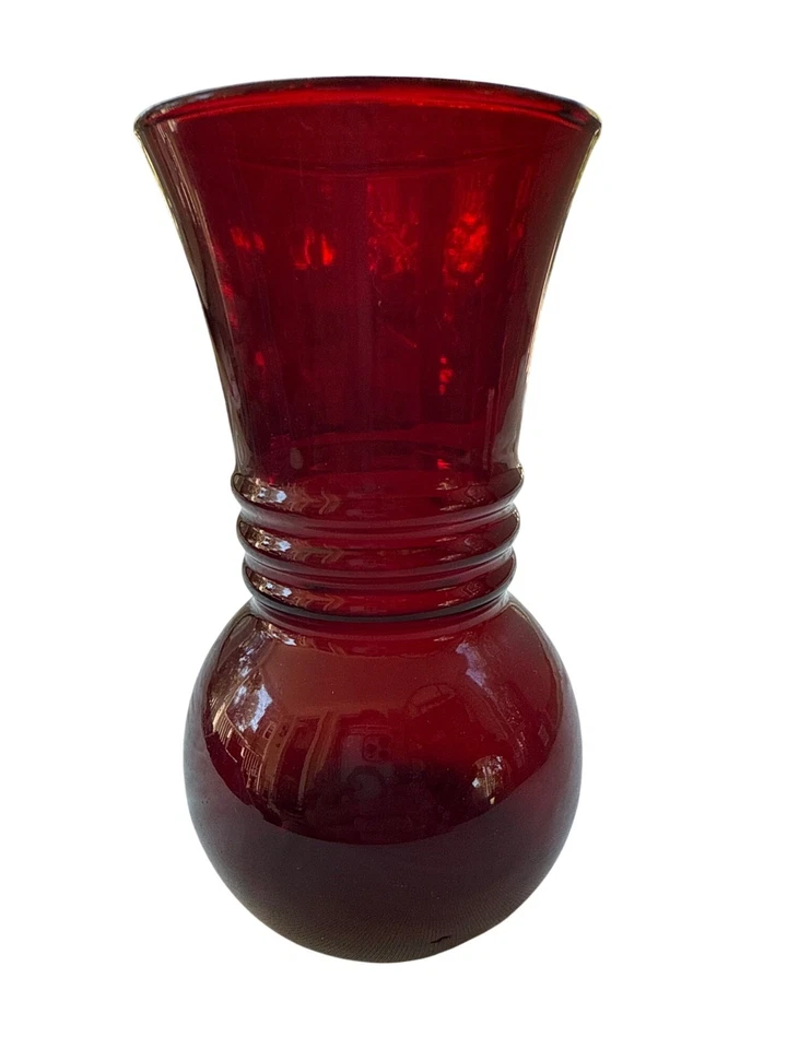 Vintage Anchor Hocking Royal Ruby Red Glass Bud Vase – 6.25" Flared Top - Image 2 of 4