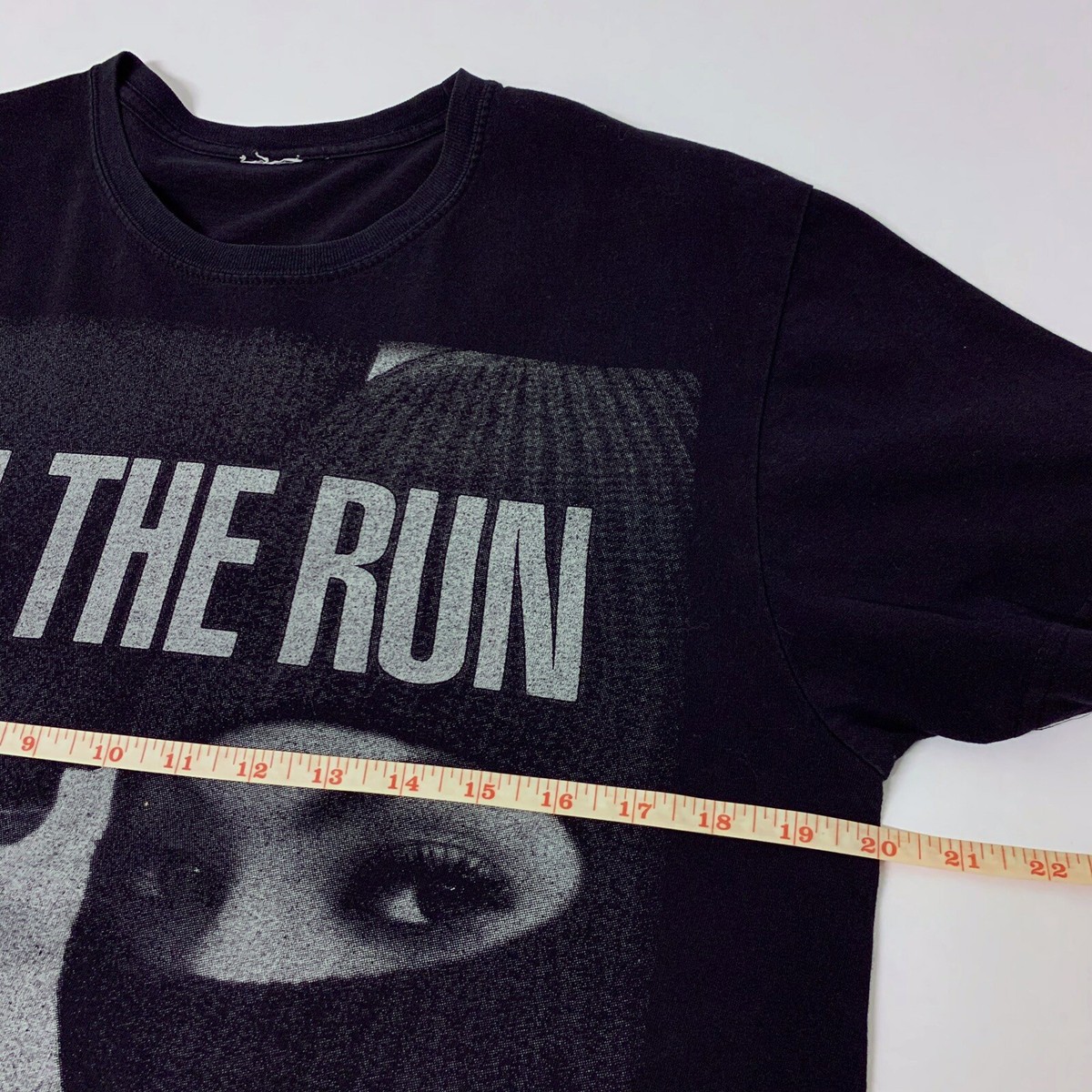 Jay Z Beyonce On The Run Tour Rap Tee Rare T Shirt Size