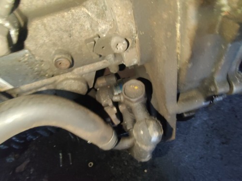 Nissan Almera Tino 2002 Pump assembly - Power steering pump 261220 #1295563-32 - Bild 3 von 9