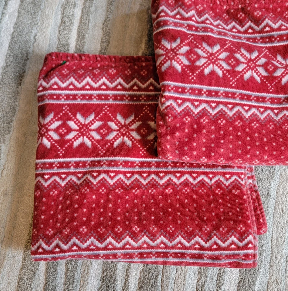 Nautica Home Snow Fair Isle Red Bath Towels Winter Holiday Cabin Snowflake Lodge - Image 2 of 4