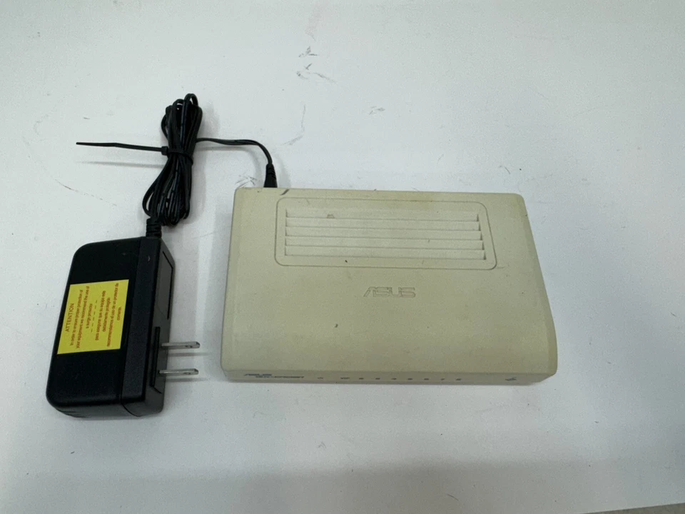 Asus GX-D1081 8-port Ethernet Switch Wall Mountable - Image 3 of 4