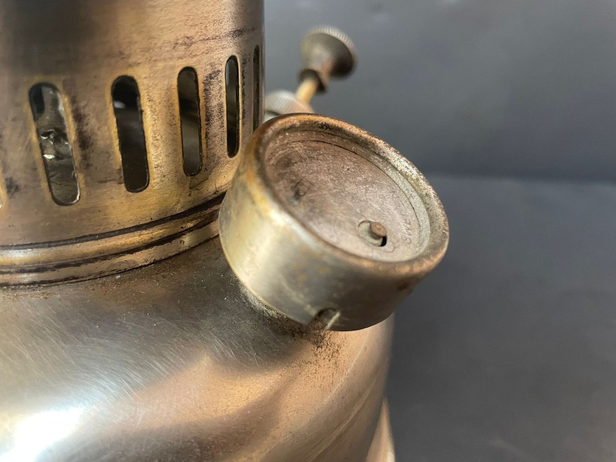 Old Vintage Primus No. 1020 Kerosene Pressure Lantern Lamp Old Vintage Primus No. 1020 Kerosene Pressure Lantern Lamp