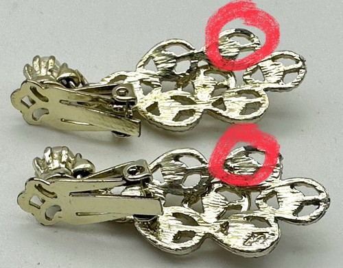 Vintage Inspired Antique Gold Open Cut And Faux Pearl Clip On Earrings (As Is) - Picture 8 of 8