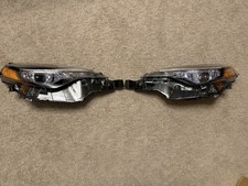 2017-2019 Toyota Corolla Llele Eco Black Housing Halogen W Drl Headlight Set 2017-2019 Toyota Corolla Llele Eco Black Housing Halogen W Drl Headlight Set