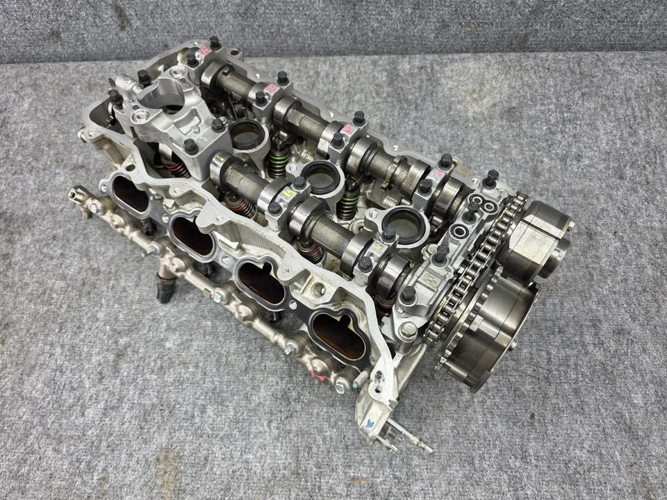 LEXUS 2015-2024 RC-F GS-F OEM MOTOR IZQUIERDO CULATA VÁLVULA ÁRBOL DE LEVAS Foto 2 de 4