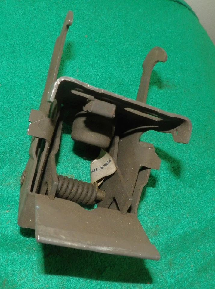 1966 Ford Custom Galaxie 500 Ranch Wagon Country Sedan Conv NOS FRONT HOOD LATCH - Image 2 of 4